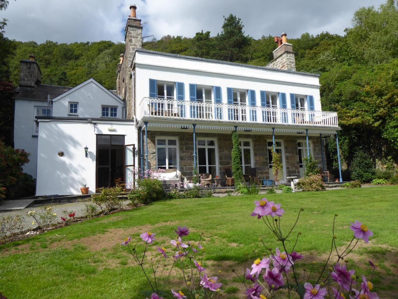 Borthwnog Hall 돌겔라우 외부 사진